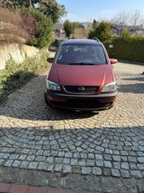 Opel Zafira 1.8 16V Comfort Comfort - Opel Zafira: Comfort