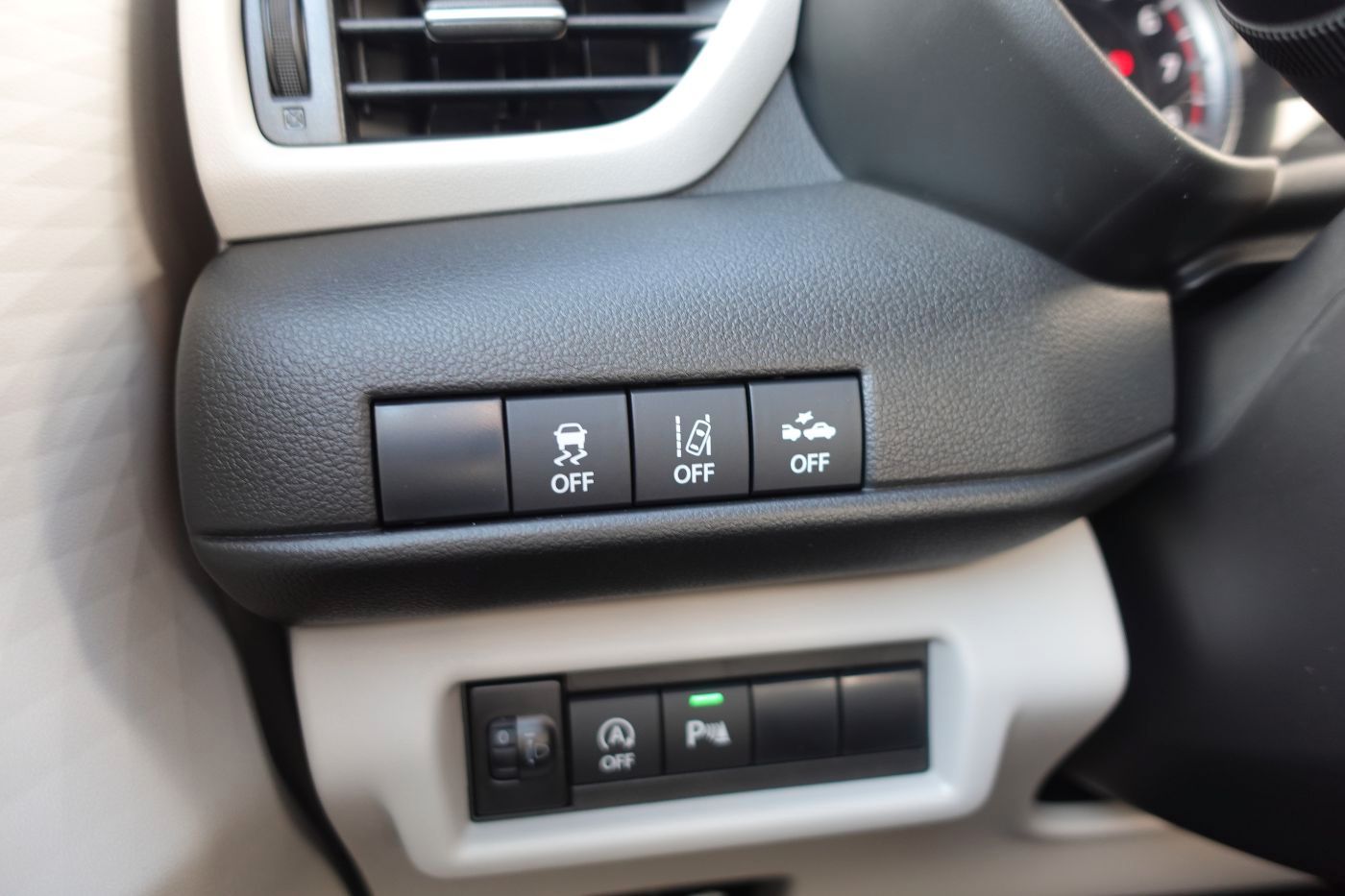 Fahrzeugabbildung Suzuki Swift Comfort+ 1.2 MildHybrid ,Navi,Kamera,Sitzh