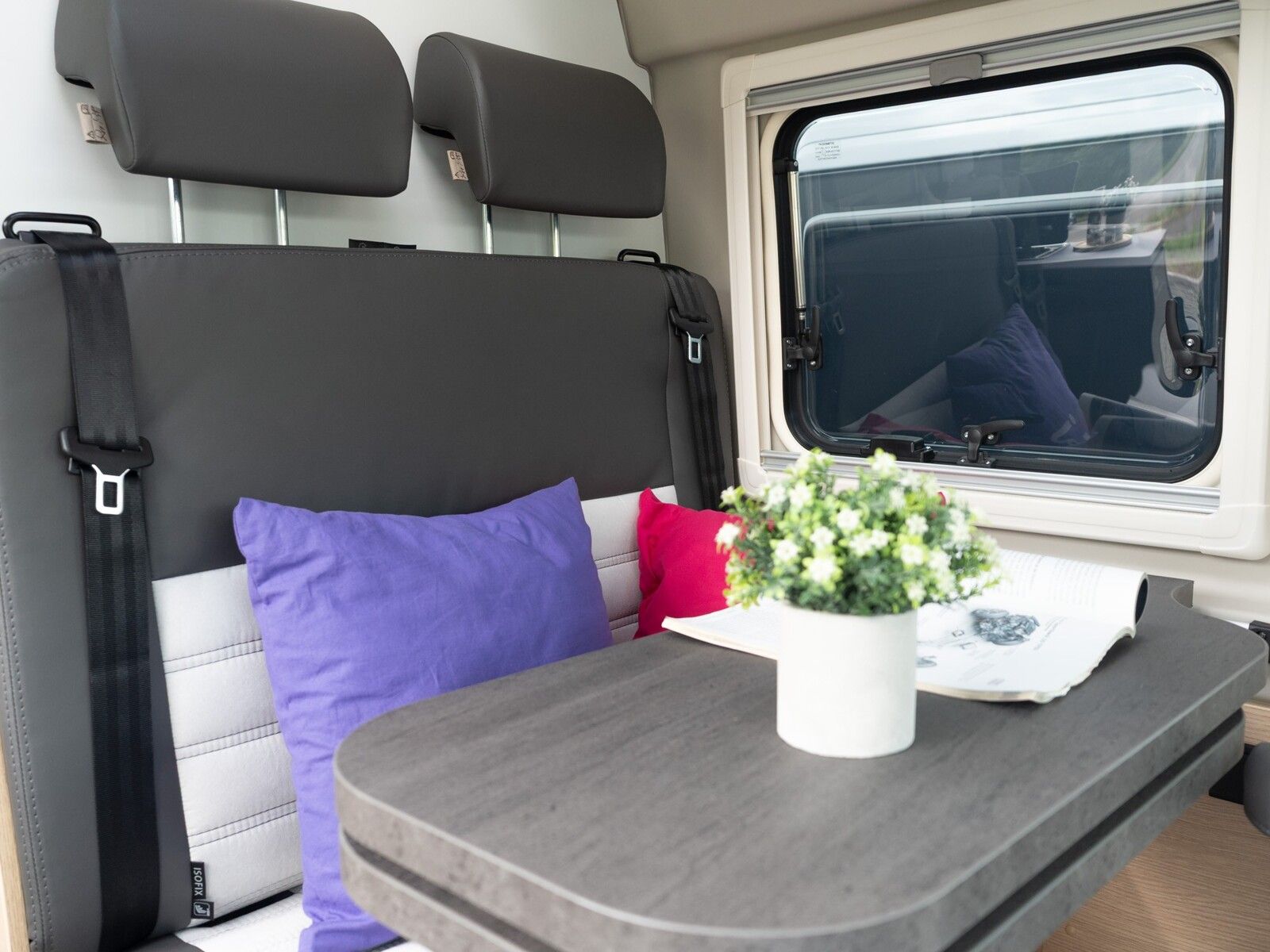 Fahrzeugabbildung Sunlight Adventure Cliff 602 AKTION*Rahmenfenster