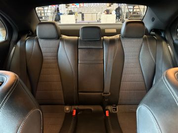 MYAUTOCENTER – Gebraucht- und Jahreswagen mit Werkstattservice in Pfaffenhofen Mercedes-Benz E 220 E Limousine *AVANTGARDE*KAM*HUD*AHK*PDC*
