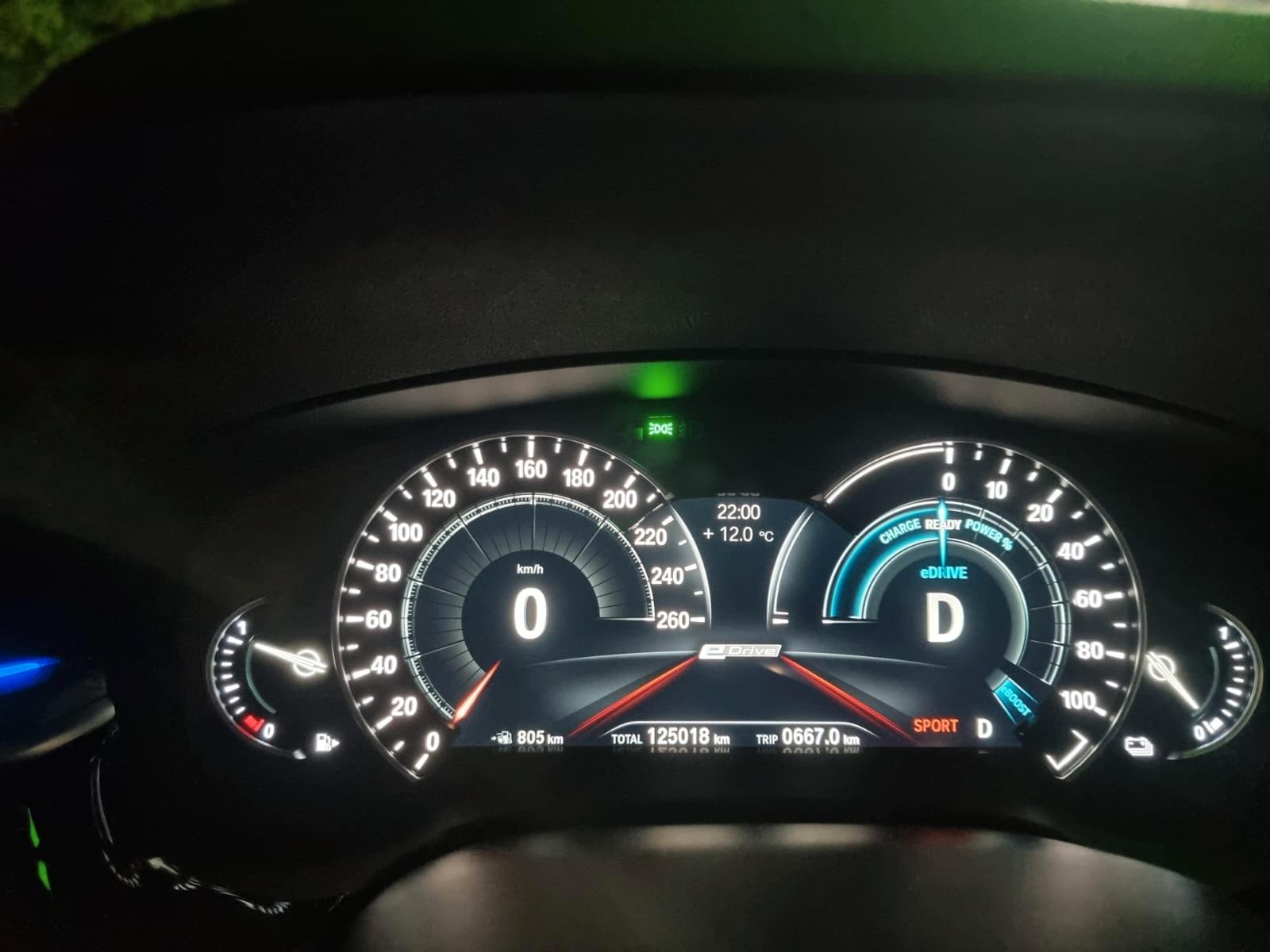 BMW 530e i Performance M Paket +8 Fach bereift+