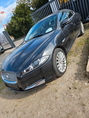 Jaguar XF 3.0 L V6 Diesel