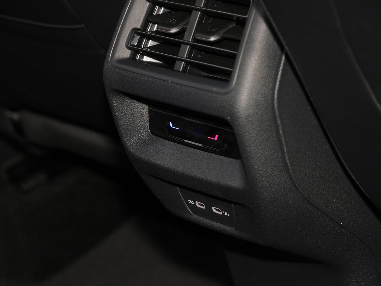 Volkswagen Tiguan - Bild 13