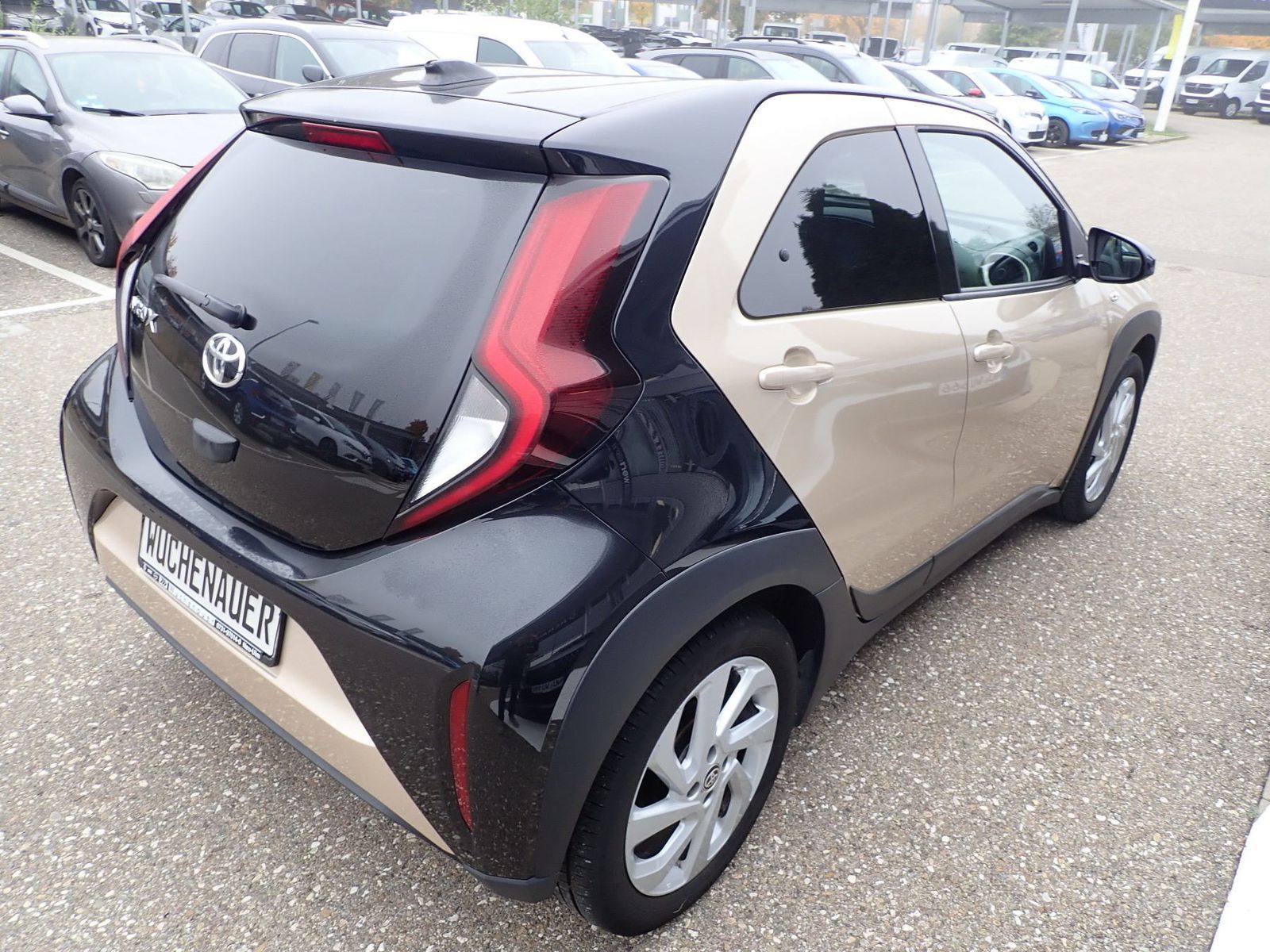 Fahrzeugabbildung Toyota Aygo X Pulse /WKR