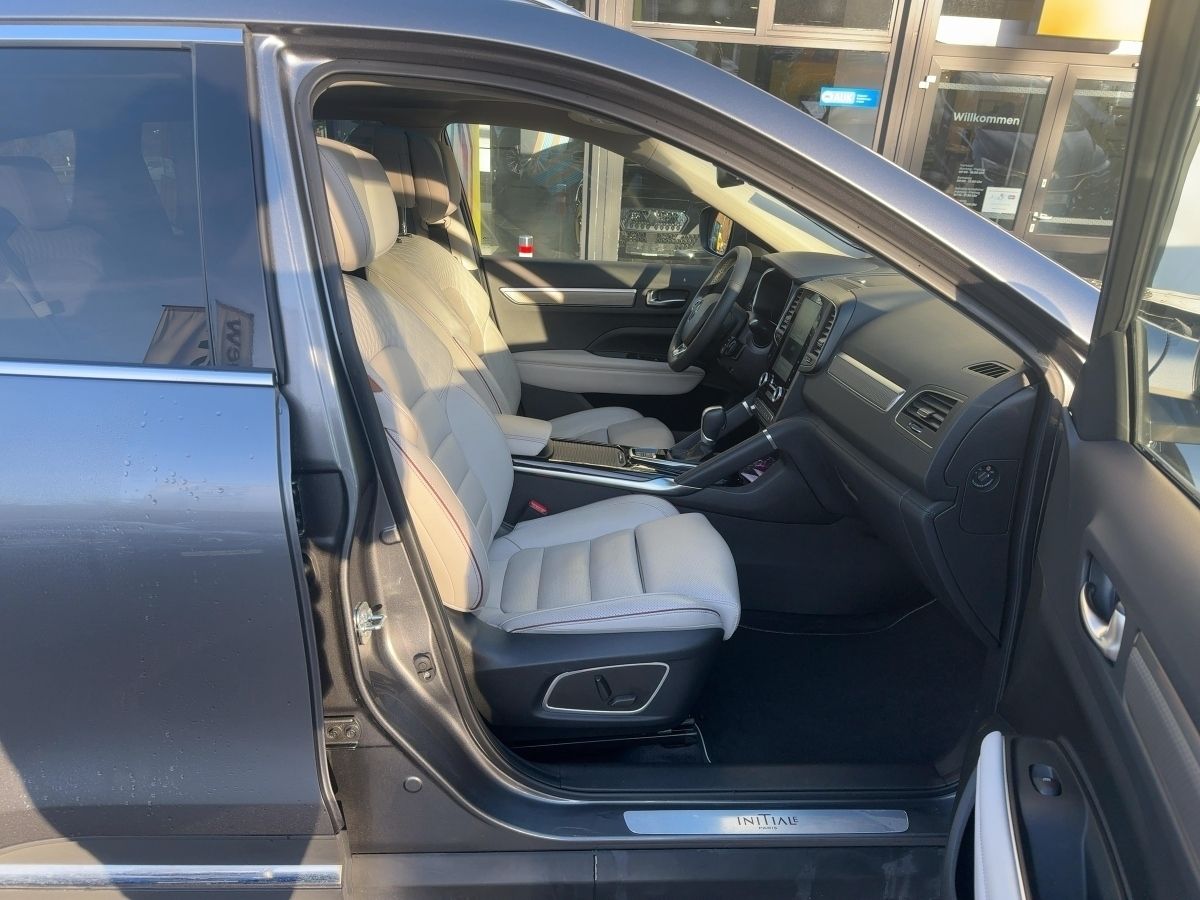 Fahrzeugabbildung Renault Koleos INITIALE PARIS dCi 190 4WD ACC Panodach