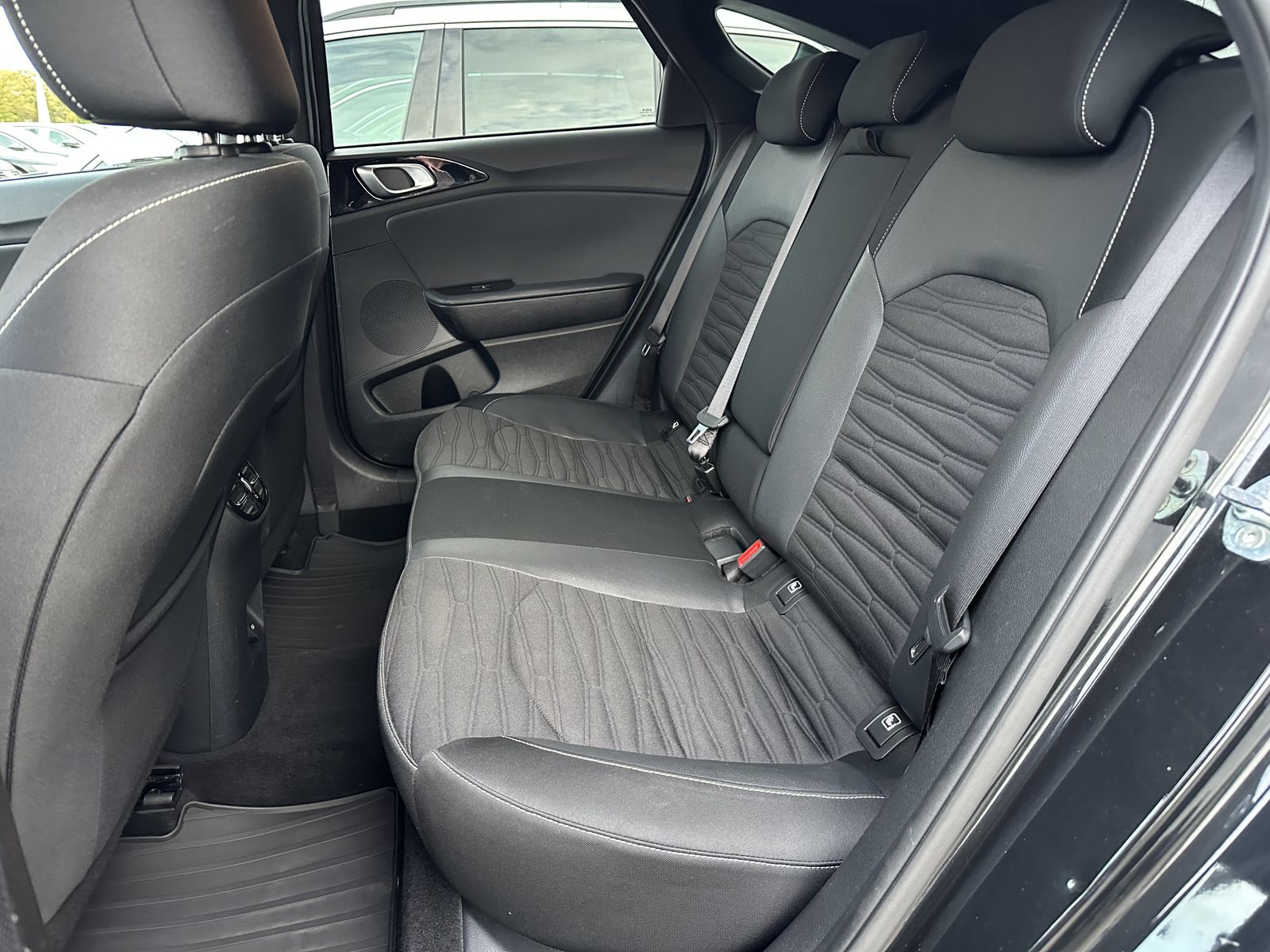 Fahrzeugabbildung Kia ProCeed 1.5 T-GDI GT-LINE NAV+LED+KAM+V-COCK+ACC