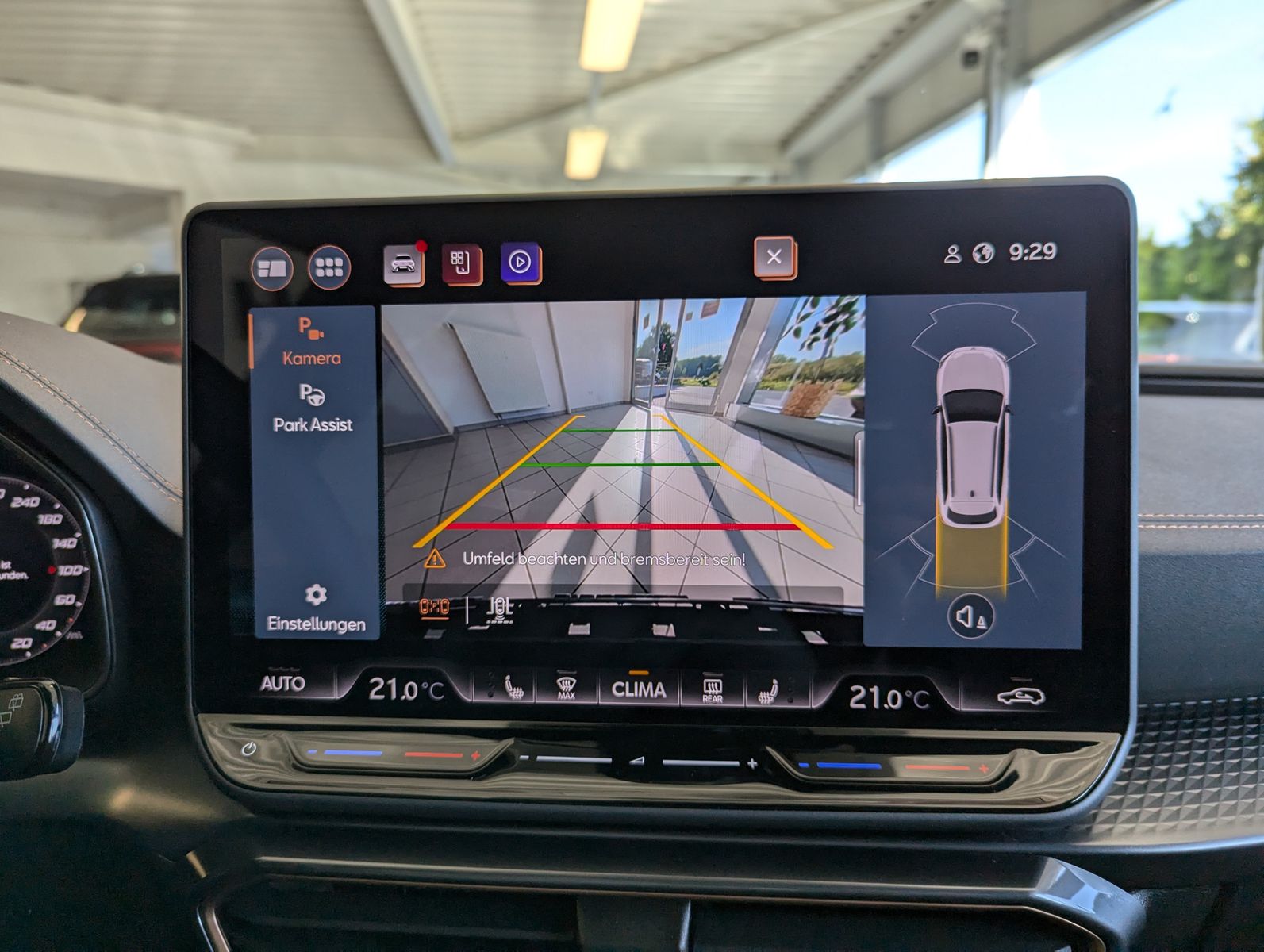 CUPRA Leon 1.5 eTSI Intelligent-Dynamic-Edge-Pake Cam - Image 24