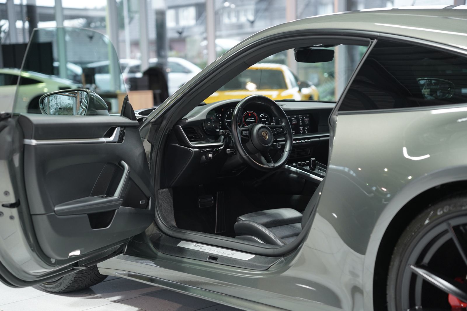 Porsche 992