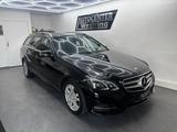 Mercedes-Benz E 220 CDI T-Modell*AHK*Leder*Navi*LED*2.Hand - Mercedes-Benz E 220: Cdi T Modell