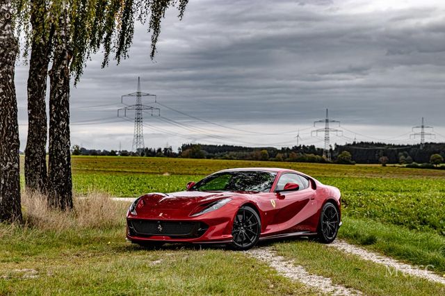 Ferrari 812 Superfast *Tailor Made*Carbon*Racing Seats