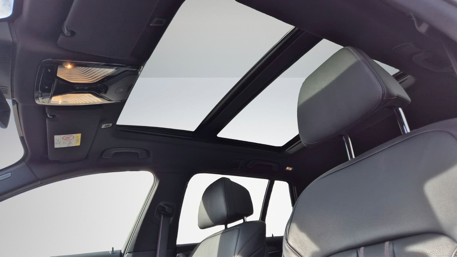 Fahrzeugabbildung BMW 530D XDRIVE M SPORT H&K MEMORY HUD KAM PANO AHK