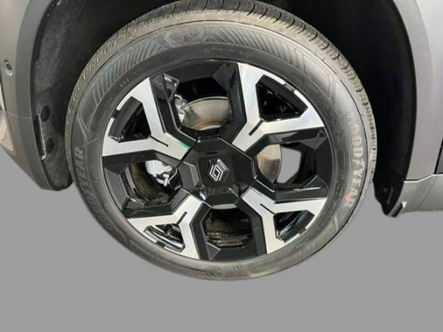 Fahrzeugabbildung Renault 4 E-Tech elektrisch Techno 150 Comfort Range