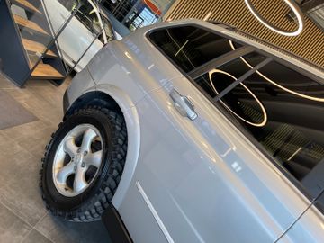 Ssangyong Kyron  Xdi 4x4 *KLIMAAUTOMATIK*LEDER*TÜV-102025