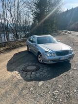 Mercedes-Benz Mercedes Benz w211 270CDI - Mercedes-Benz 270: Cdi