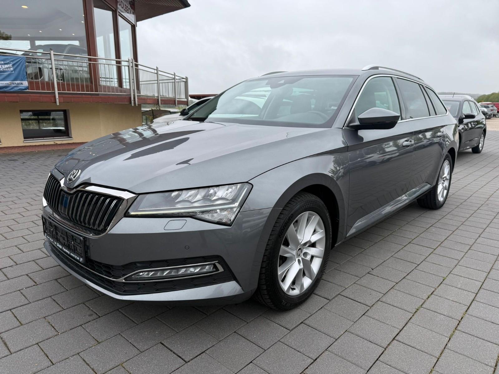 Skoda Superb Combi Style 2.0 TDI AHK NAVI VIRTUAL MEMO