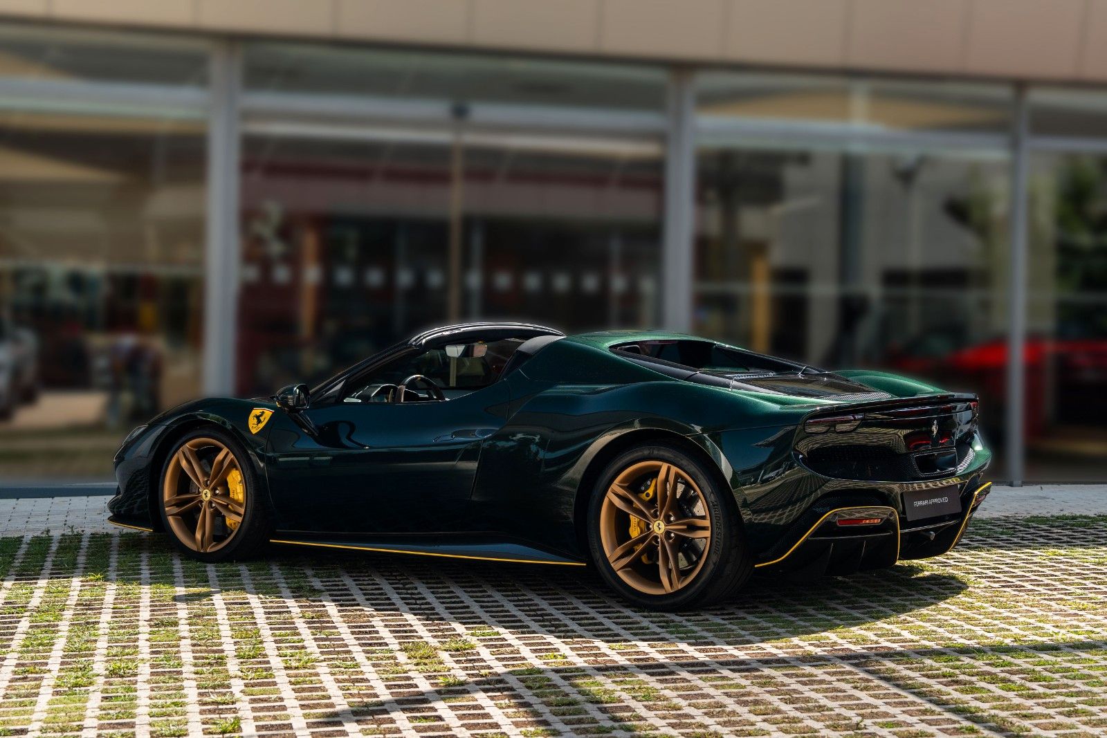 Ferrari 296 GTS imagem 3