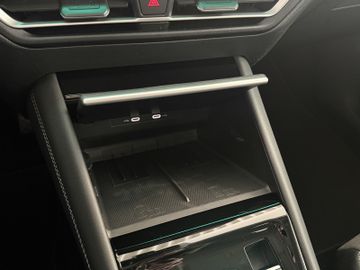 Volkswagen Tiguan 2.0TDI ELEGANCE DSG IQ MATRIX KAM ACC AHK