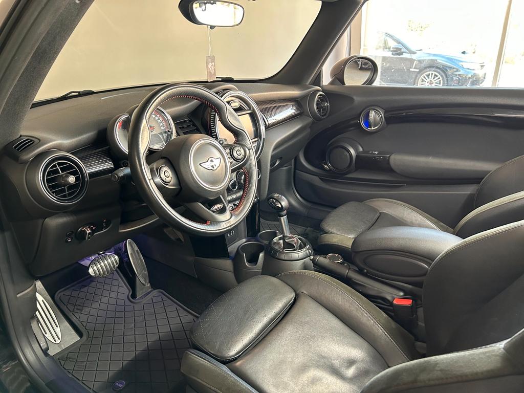 MINI John Cooper Works Cabrio