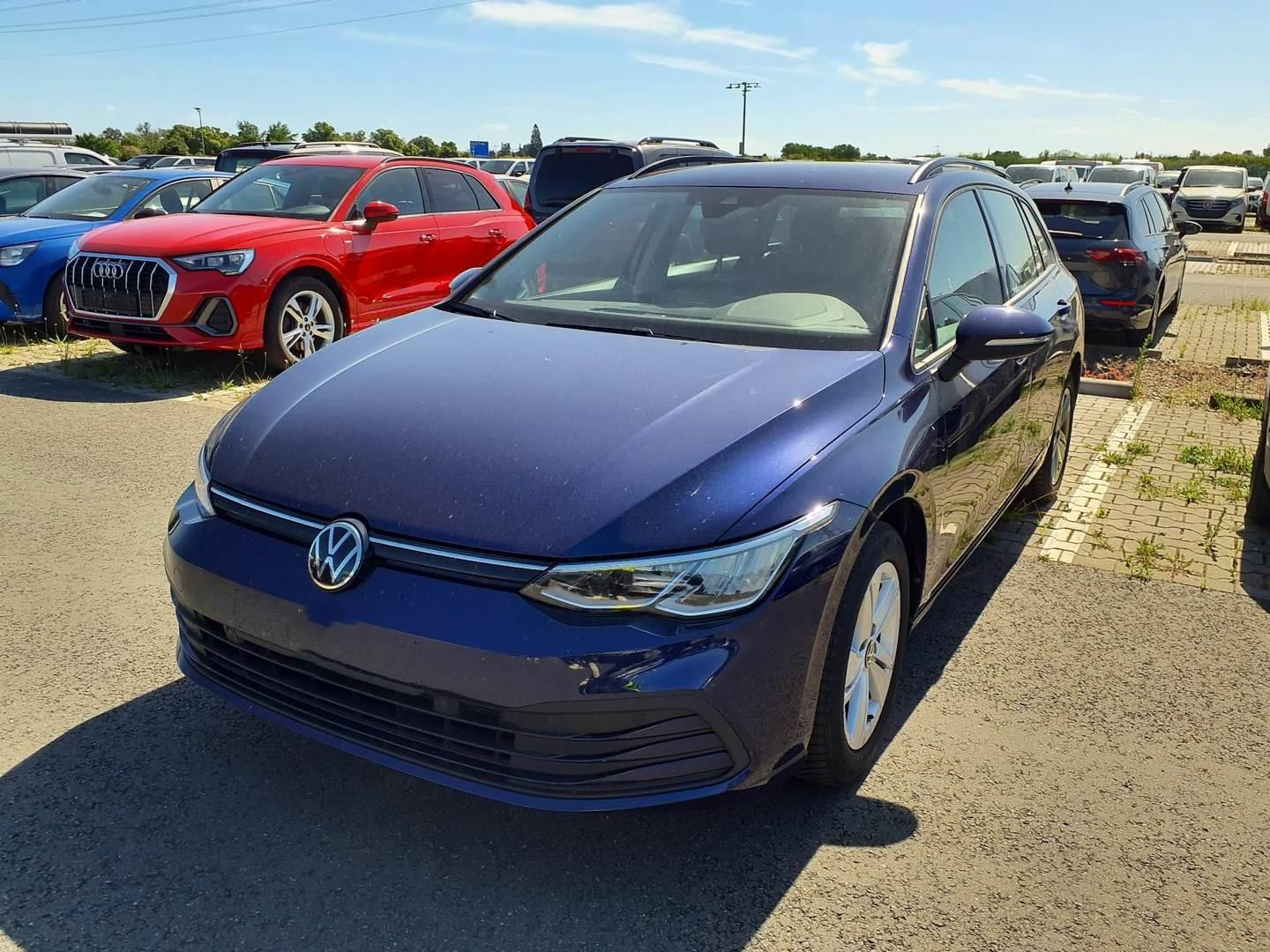 Volkswagen Golf VIII Variant Life ab 3,9% finanzieren