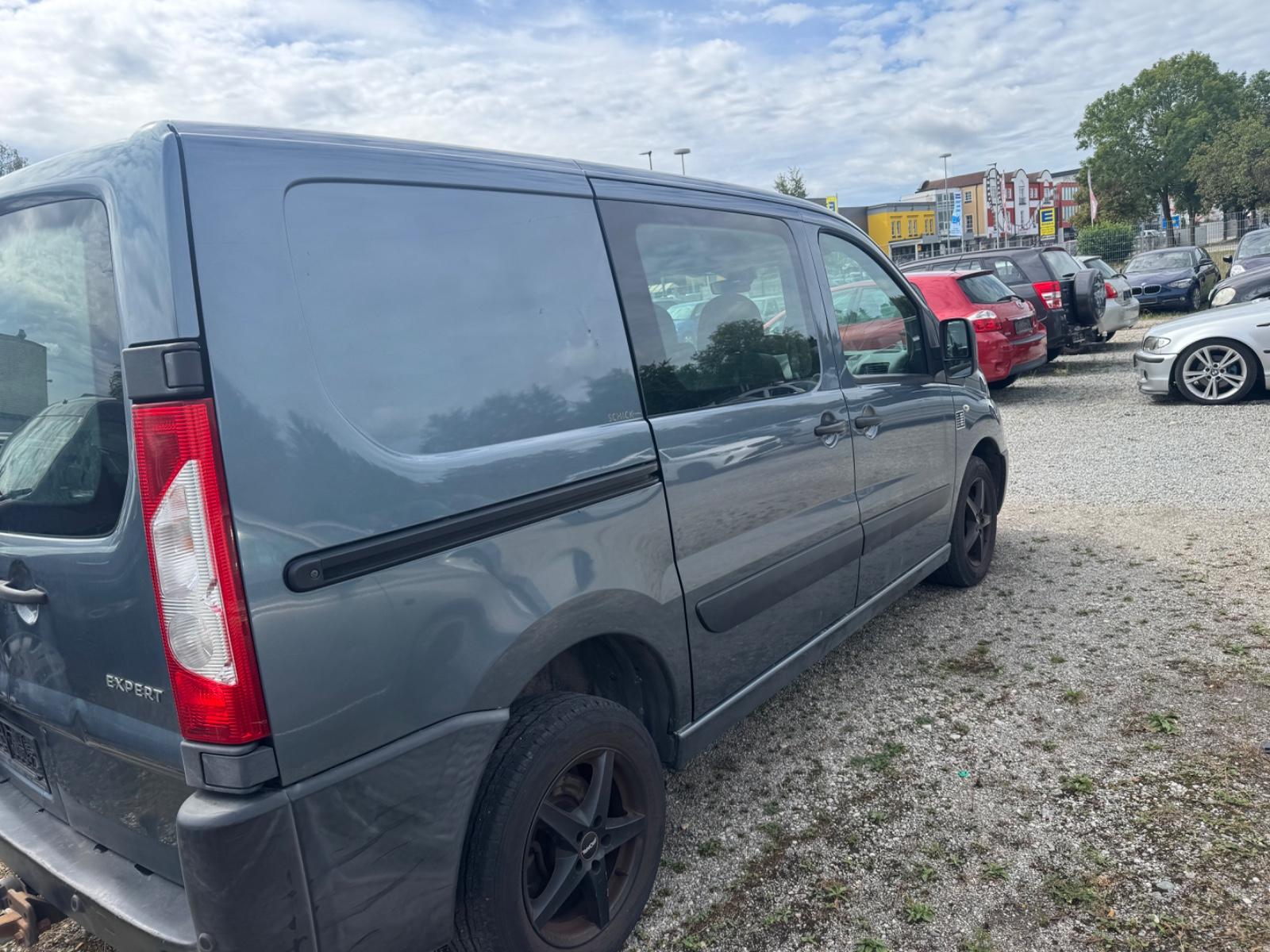Peugeot Expert, mit 6 sitze