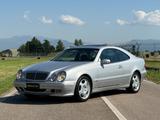 Mercedes-Benz Mercedes-benz CLK 430 v8 279cv c208 cat Elegance - gebrauchte Mercedes-Benz CLK 430 aus dem Jahr 1999
