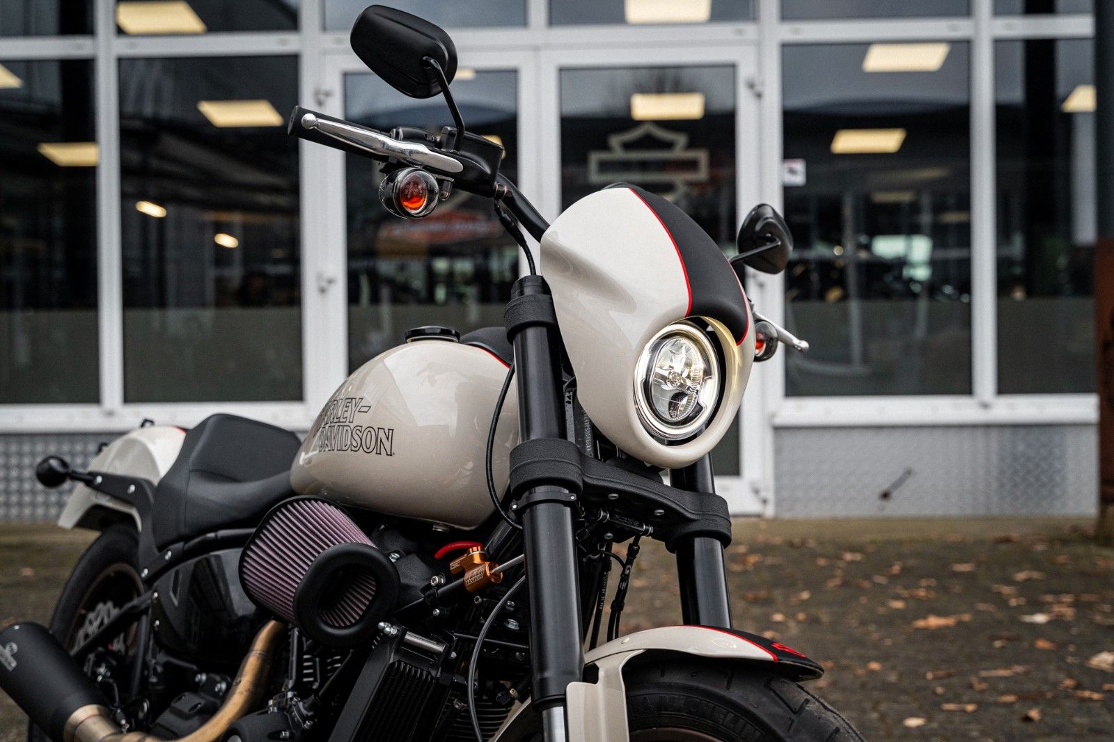 Fahrzeugabbildung Harley-Davidson TORXSTER FXLRS LOW RIDER S 148 CUI - JEKILL&HYDE