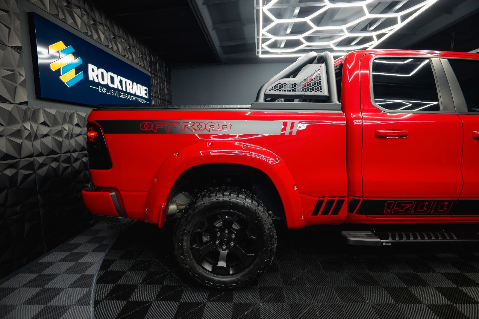 Fahrzeugabbildung Dodge RAM 5.7 V8 HEMI 4x4 RED DEVIL Offroad LONGBED