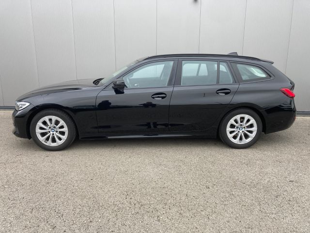 BMW 318d Touring *DAB*Lordosenstütze*Panorama-Dach*