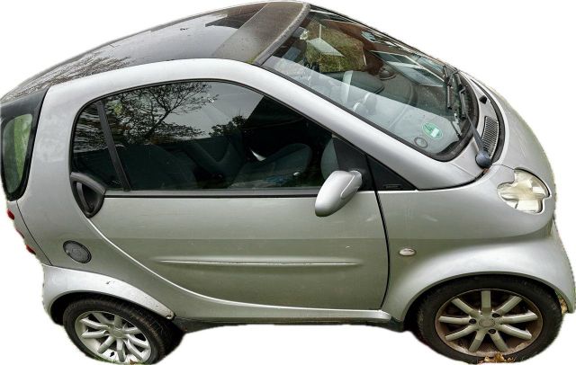 Smart Fortwo Coupe 450 Silber schwarz