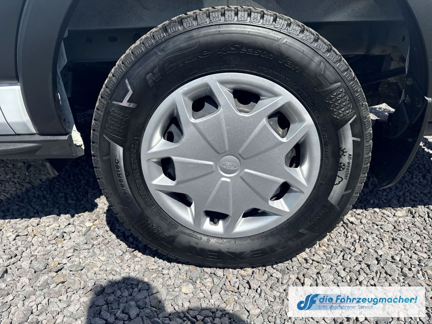 Fahrzeugabbildung Ford Transit Kasten 350 L2H3 Trend 2.0 TDCi KAMERA St