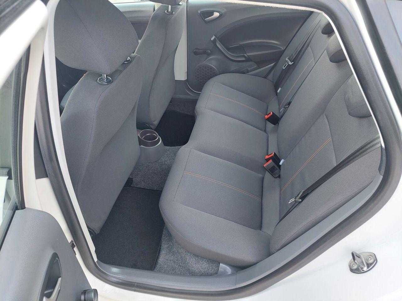 Seat Ibiza 2011 — photo 14