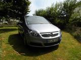 Opel Zafira 1.8 Easytronic Cosmo - Opel Zafira: Easytronic