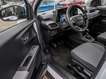 Ford Tourneo Courier 1.0 Titanium Assistenz-Paket