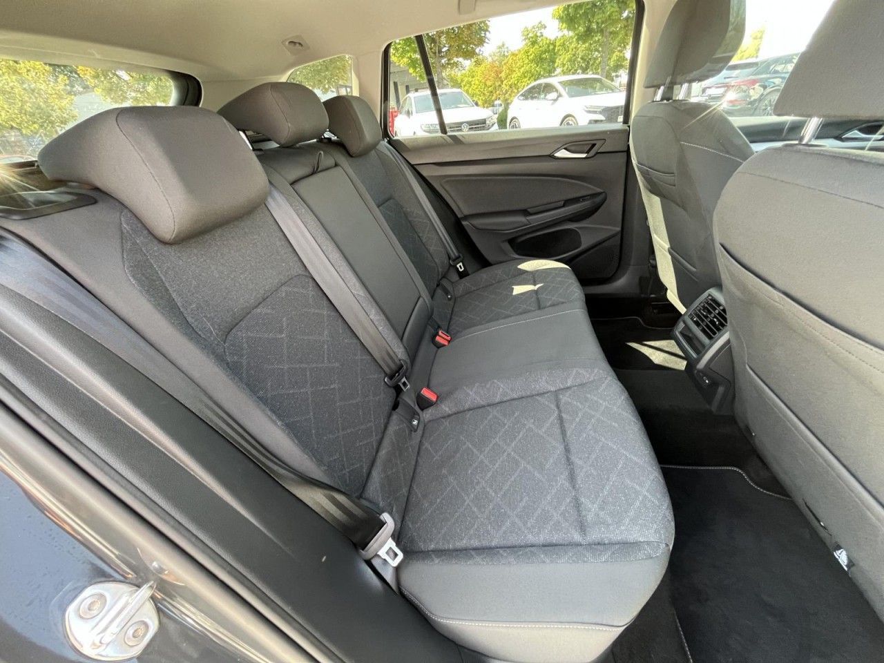 Volkswagen Golf - Bild 10