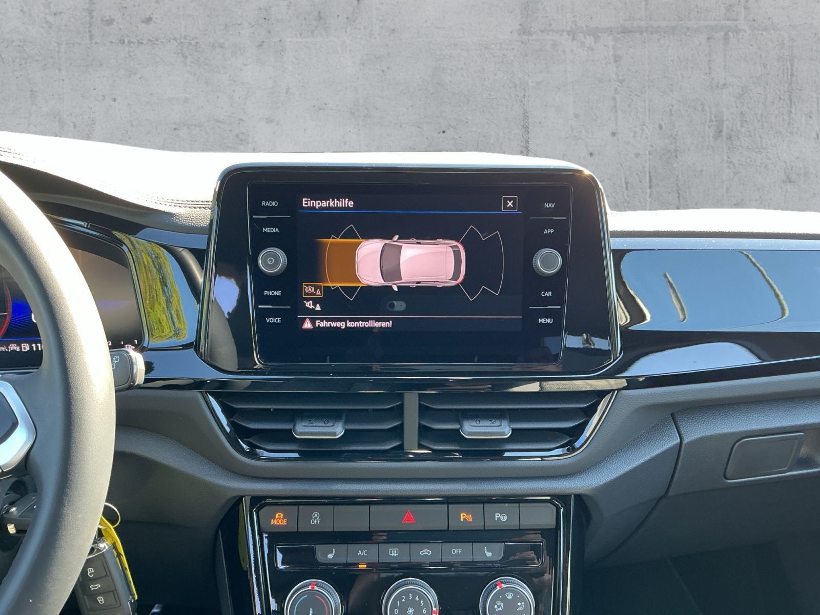 Volkswagen T-Roc - Bild 11