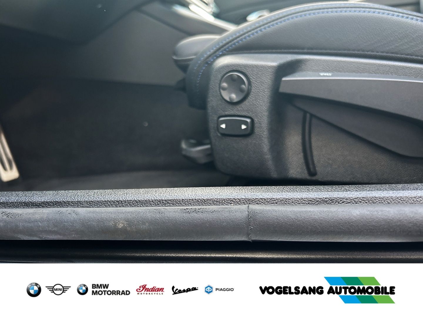 Fahrzeugabbildung BMW 330 d xDrive Touring,M Sport,HeadUp,SurroundView