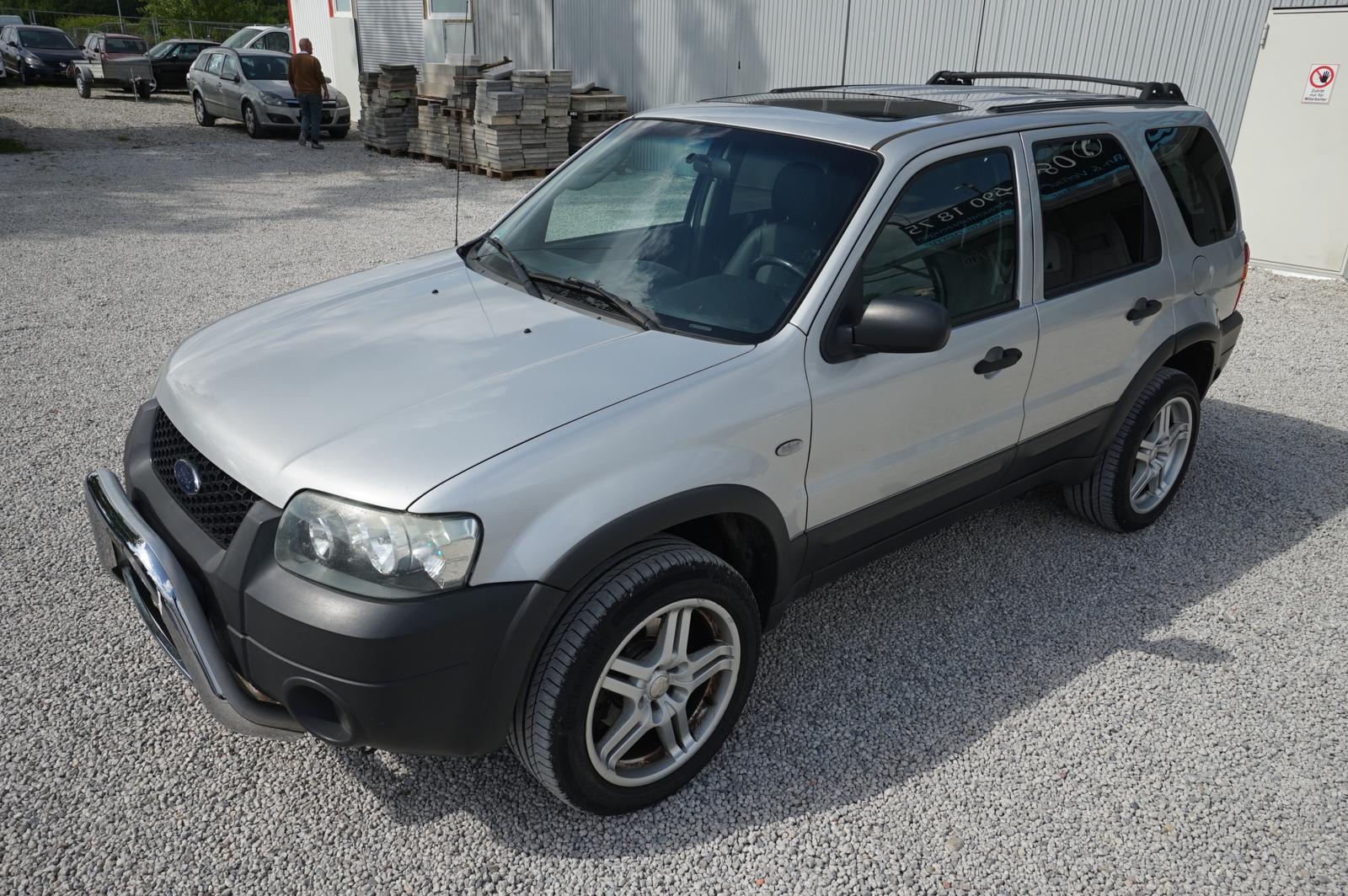 Ford Maverick 2005 — engine 2.967 cm³, 203 HP (149kW)