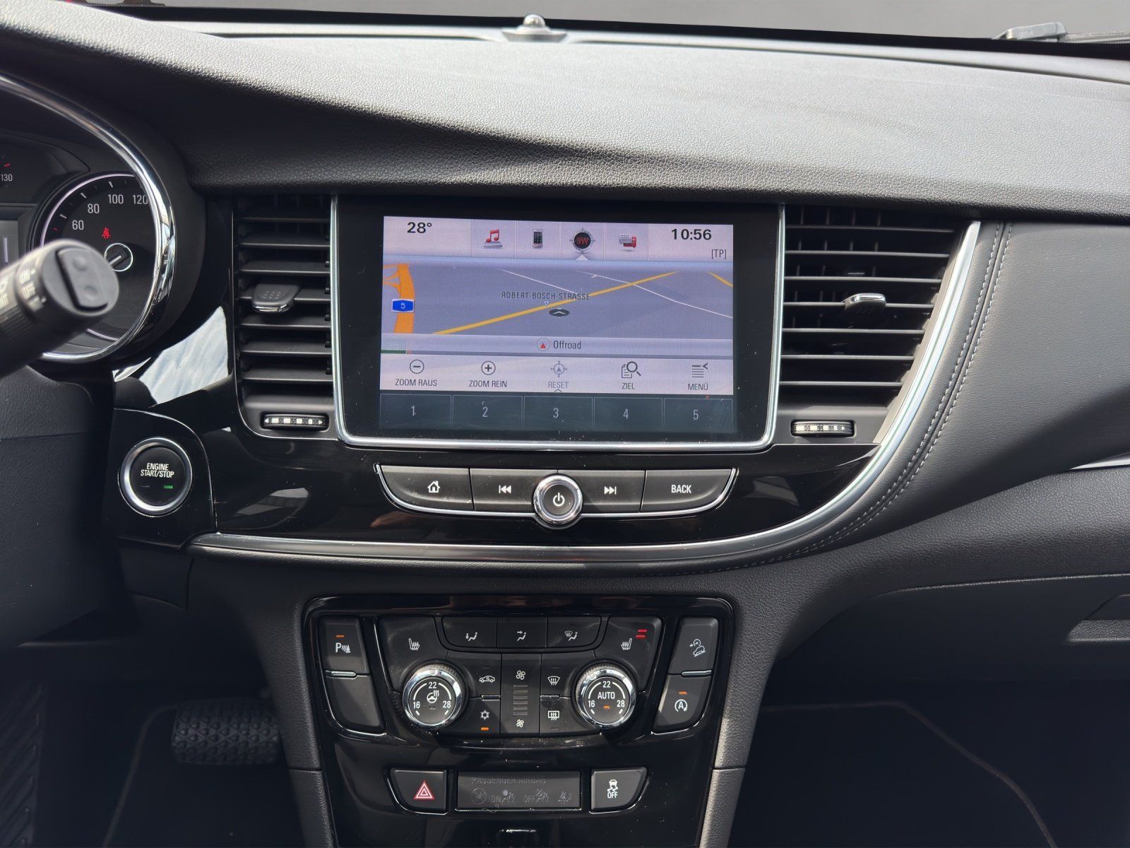 Fahrzeugabbildung Opel Mokka X 1.4 Innovation Aut./LED/KAMERA/NAVI/SHZ/