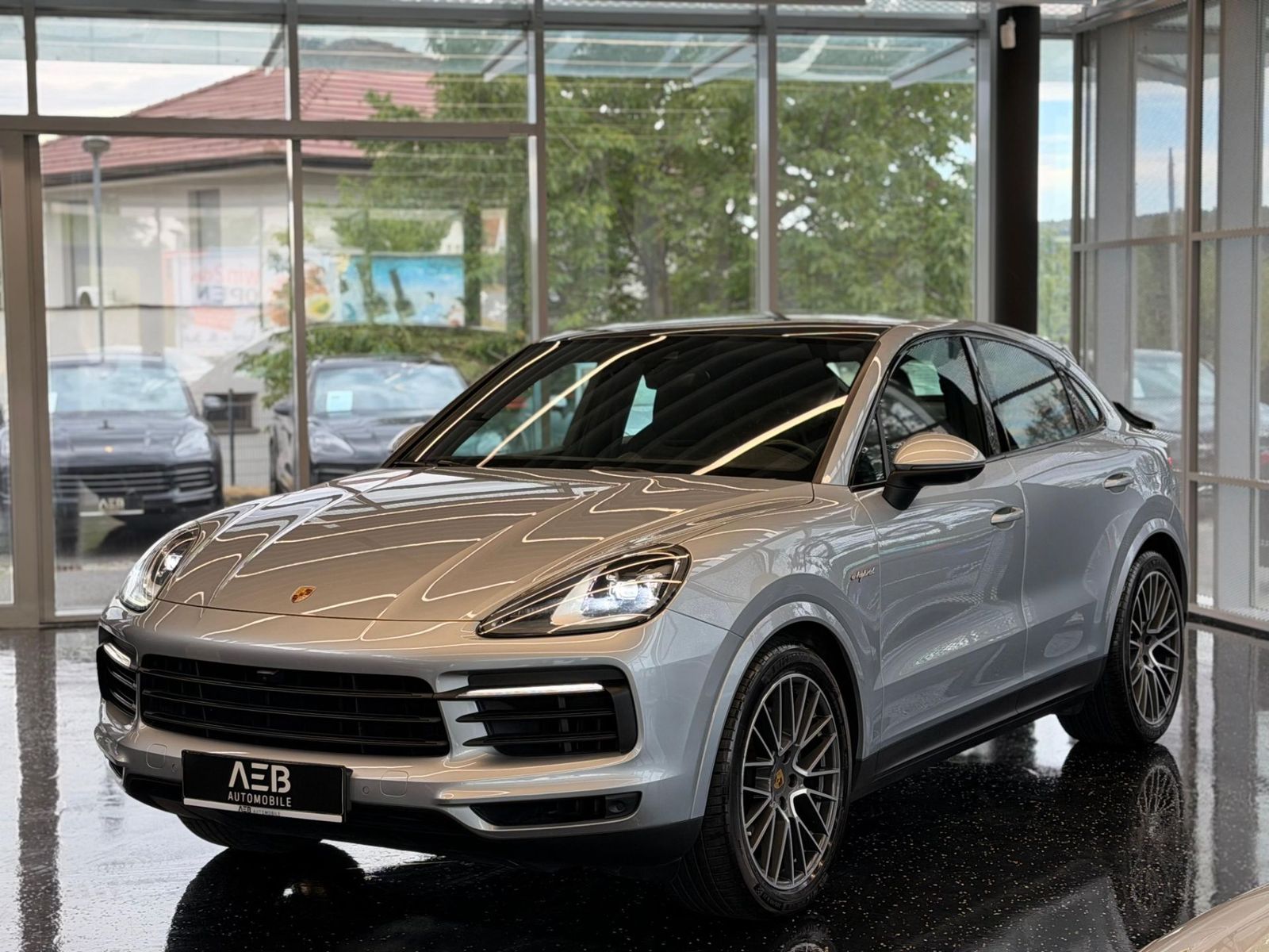 Porsche Cayenne Coupe E-Hybrid**SPORT-CHRONO**PANORAMA** imagem 3