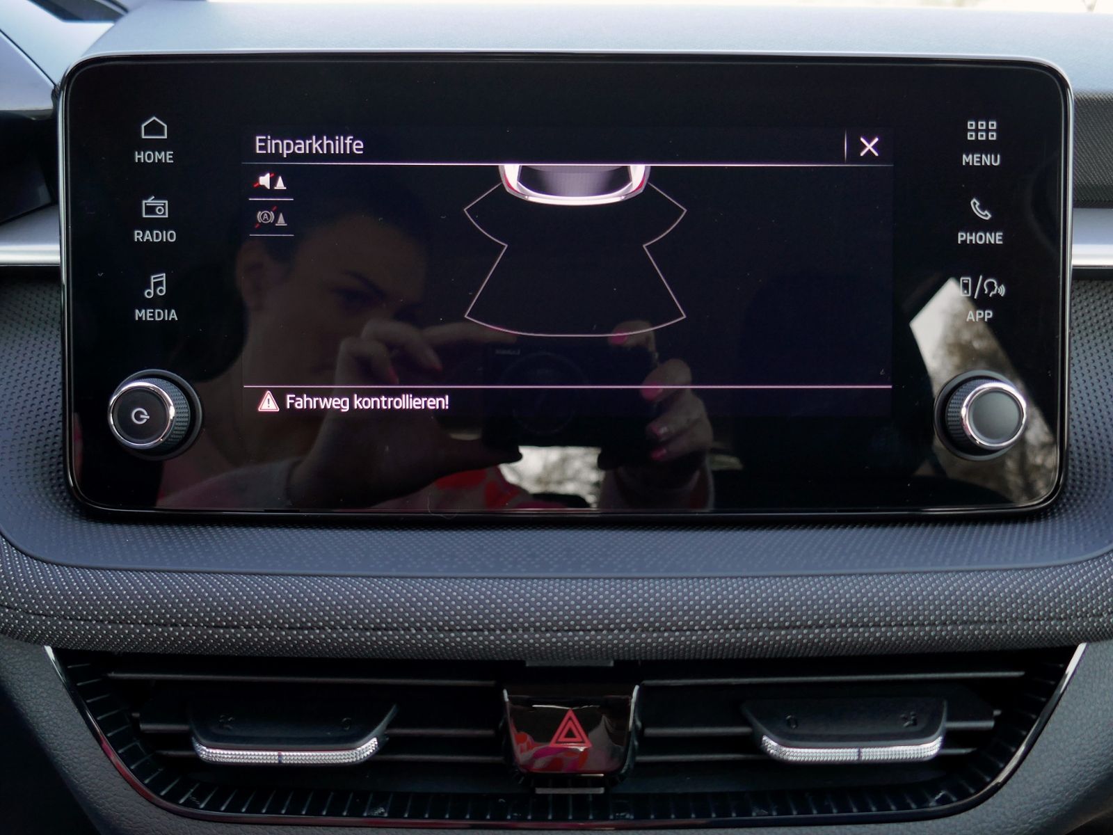 Fahrzeugabbildung SKODA Fabia  Selection 1.0 MPI | LED PDC GRA App