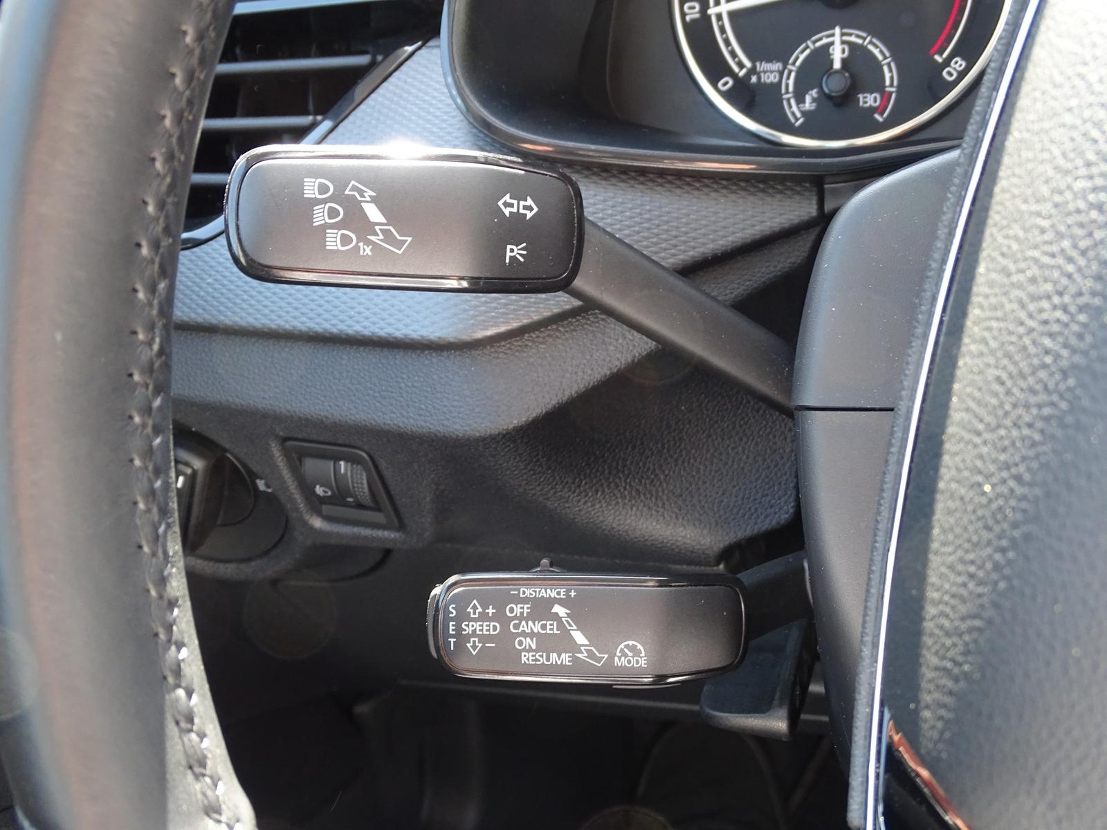 Skoda Kamiq 1.5 TSI Ambition DSG LED Klima ACC Kamera