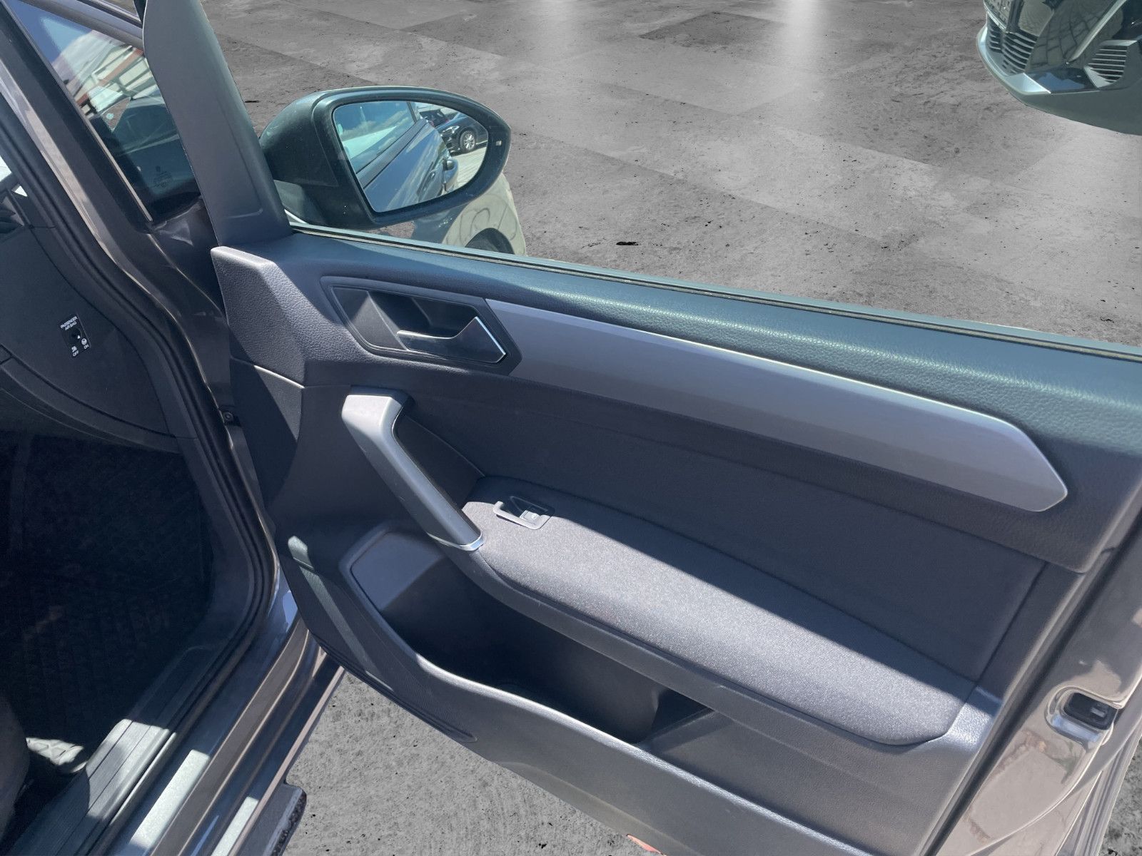 Fahrzeugabbildung Volkswagen Touran Comfortline AHK*Shzg*Tempo*Nebel