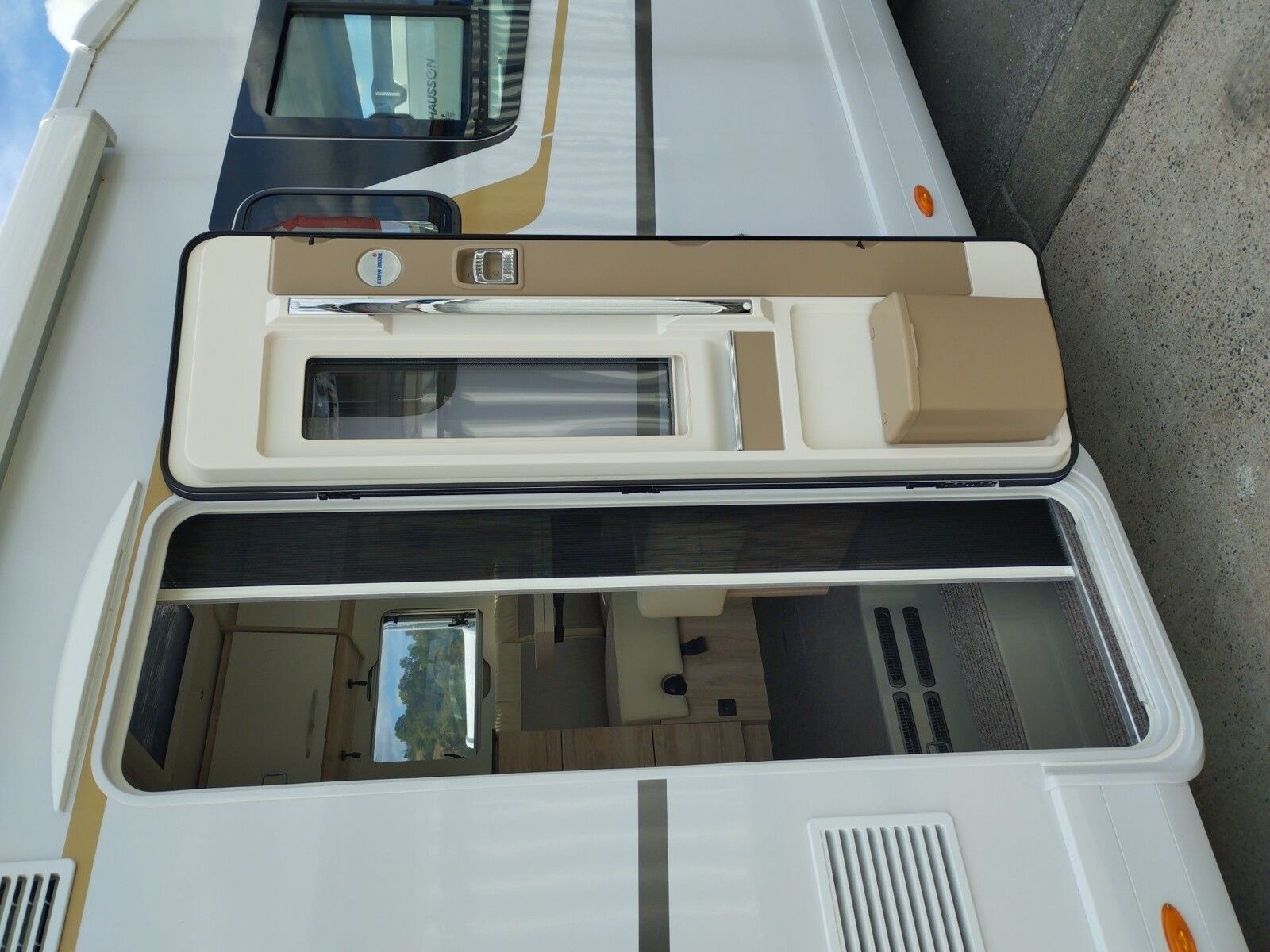 Fahrzeugabbildung Eura Mobil Integra Line IL 720 QF MondialMarkise8-Gang Aut.