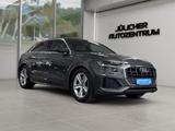 Audi Q8 45 TDI quattro, Pano, 1.Hand, Insp. Neu - graue Audi Q8
