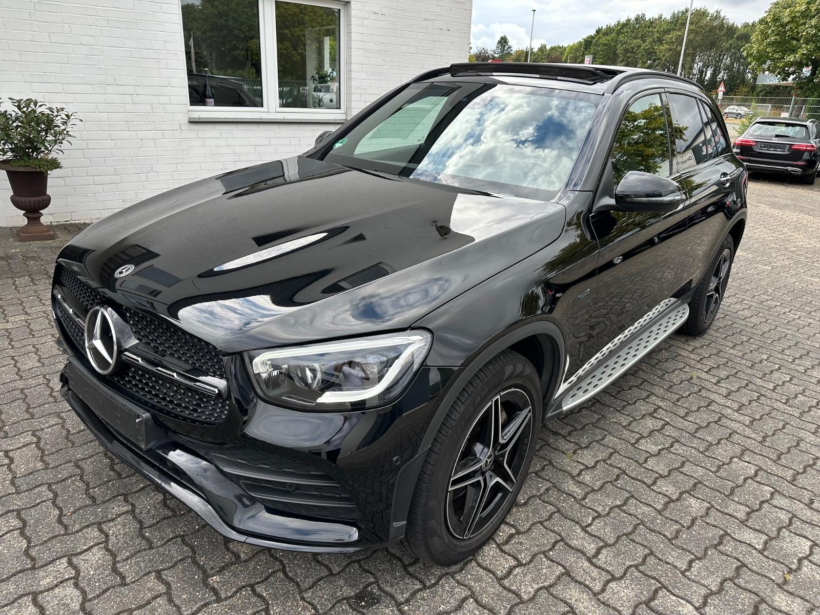 Mercedes-Benz GLC 300 de AMG Line Pano KeyGo Kamera Memory