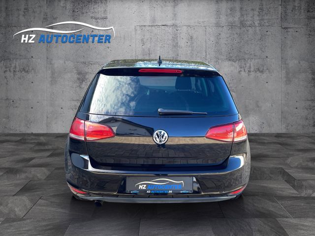 Volkswagen Golf VII Lim. 1.6 TDI DSG*NAVI*PARKPILOT*SHZ*