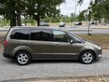 Ford Galaxy Titanium 7.Sitze / Automatik / Navi - gebrauchte Ford Galaxy aus dem Jahr 2011