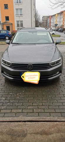 VW Passat Variant 2.0 TDI SCR DSG BlueMotion Co...