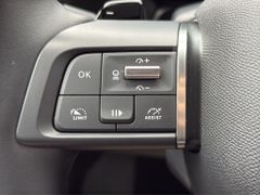 Fahrzeugabbildung Citroën C5 X PureTech 130 EAT8 Plus LEDER NAVI ACC