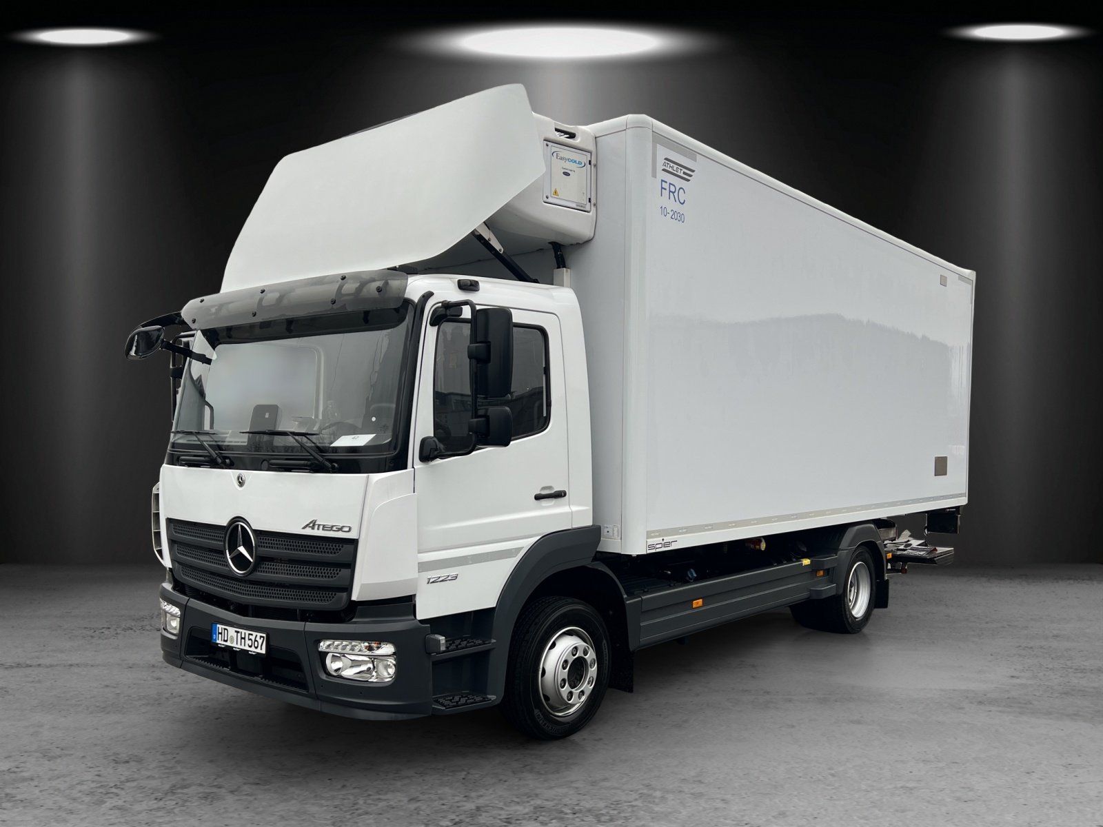 Fahrzeugabbildung Mercedes-Benz 1223 L  mit Spier Athlet Thermo 5 LBW 2000kg